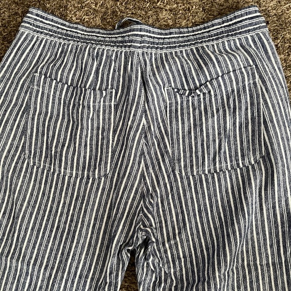 Old Navy Striped Blue and White Linen Pants - Picture 4 of 4